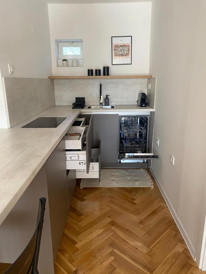 Apartments Nikval Ровинь Экстерьер фото