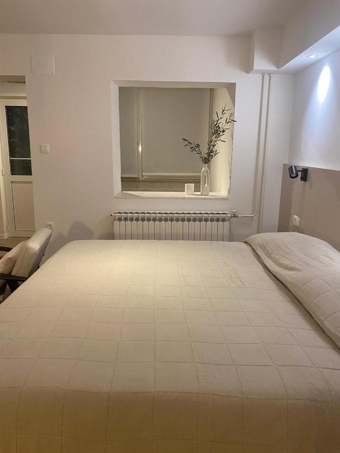 Apartments Nikval Ровинь Экстерьер фото